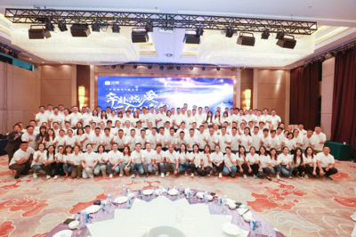 郑州链家七周年 专业服务，安心之选